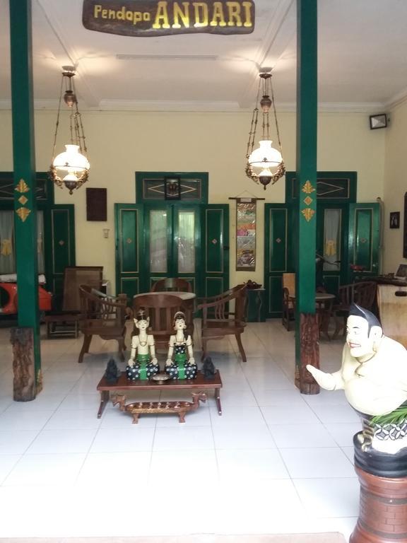Pendopo Andari Homestay Yogyakarta Esterno foto