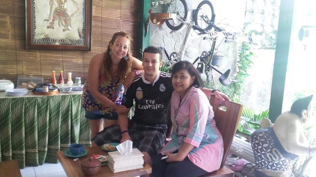 Pendopo Andari Homestay Yogyakarta Esterno foto