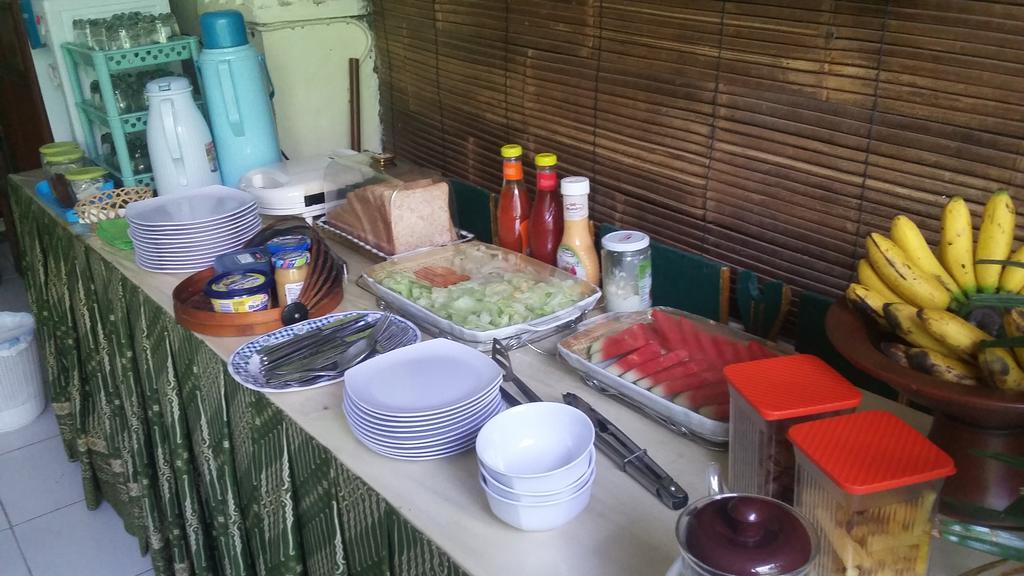 Pendopo Andari Homestay Yogyakarta Esterno foto