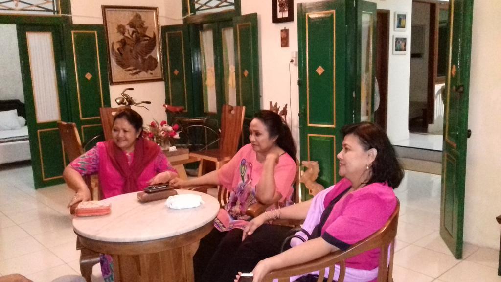 Pendopo Andari Homestay Yogyakarta Esterno foto