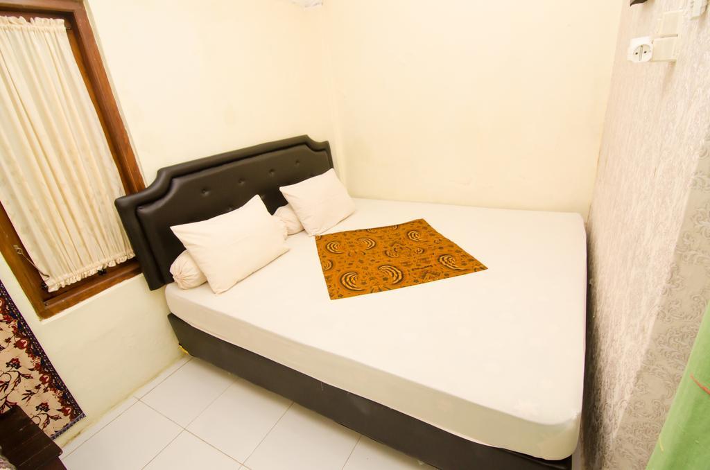 Pendopo Andari Homestay Yogyakarta Esterno foto