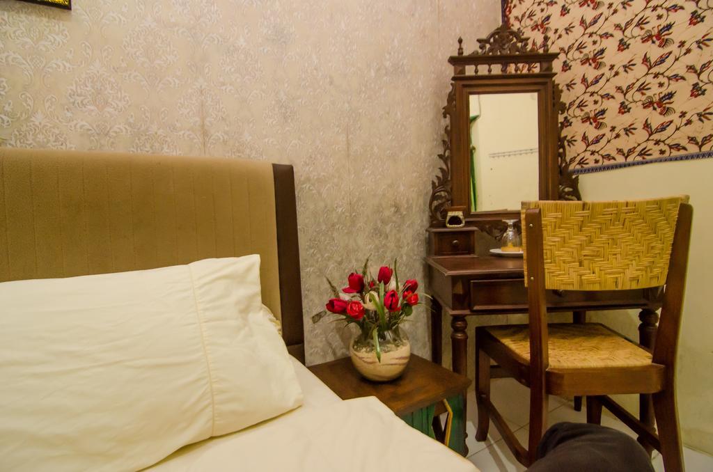 Pendopo Andari Homestay Yogyakarta Esterno foto