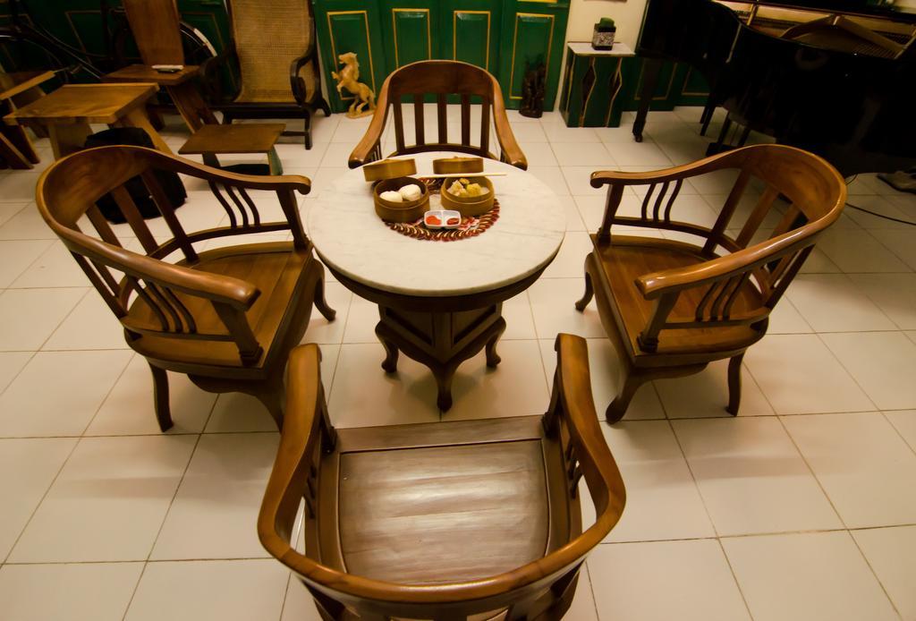 Pendopo Andari Homestay Yogyakarta Esterno foto