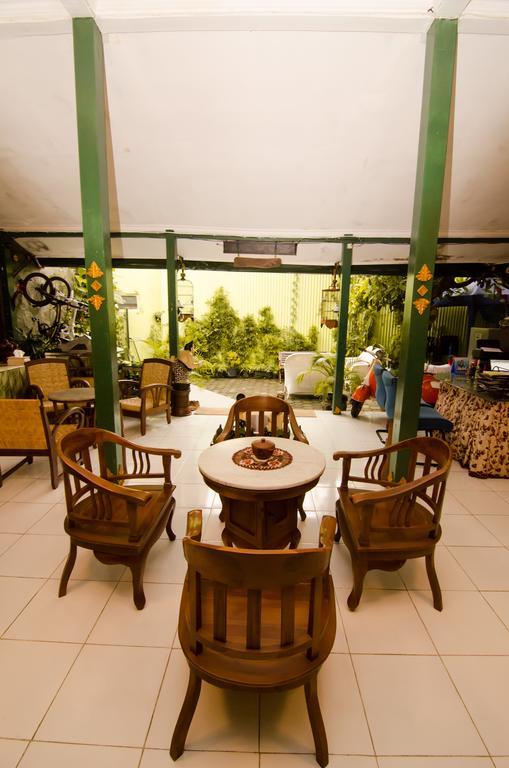 Pendopo Andari Homestay Yogyakarta Esterno foto