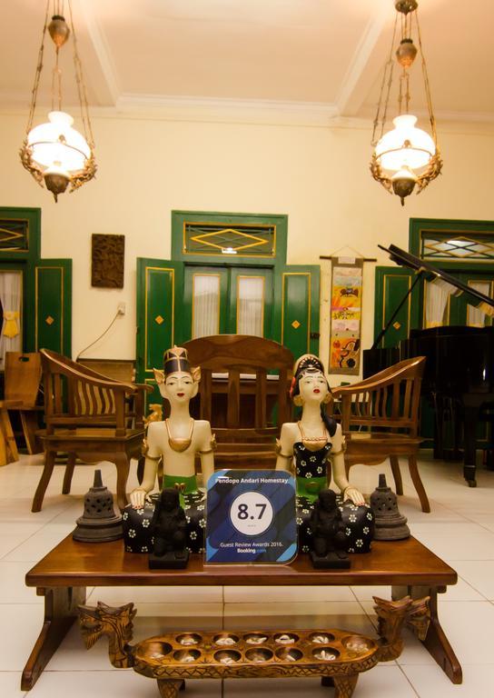 Pendopo Andari Homestay Yogyakarta Esterno foto