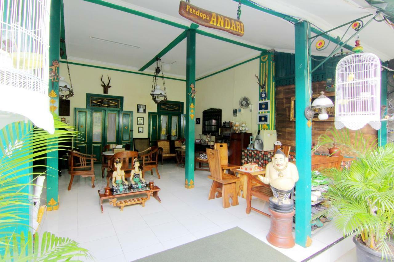 Pendopo Andari Homestay Yogyakarta Esterno foto