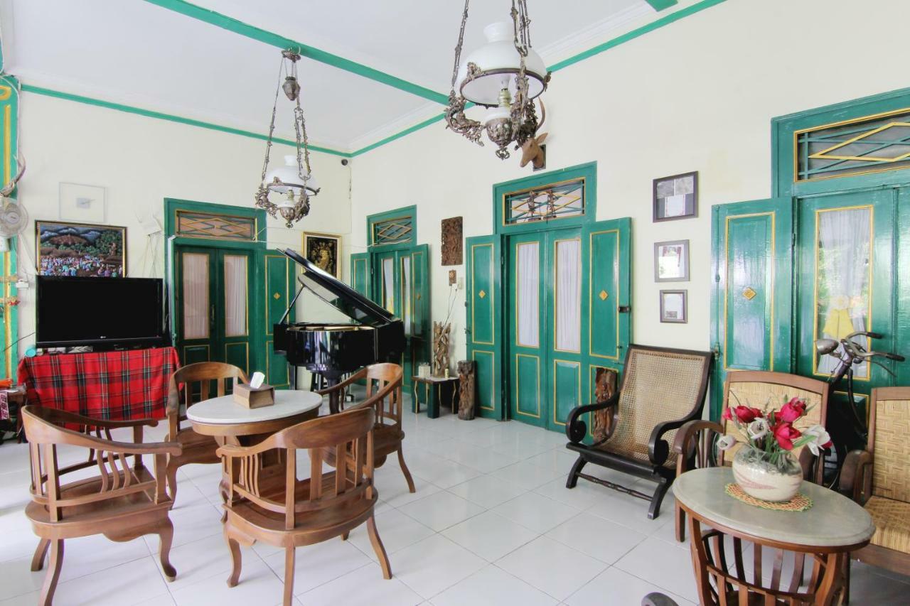 Pendopo Andari Homestay Yogyakarta Esterno foto