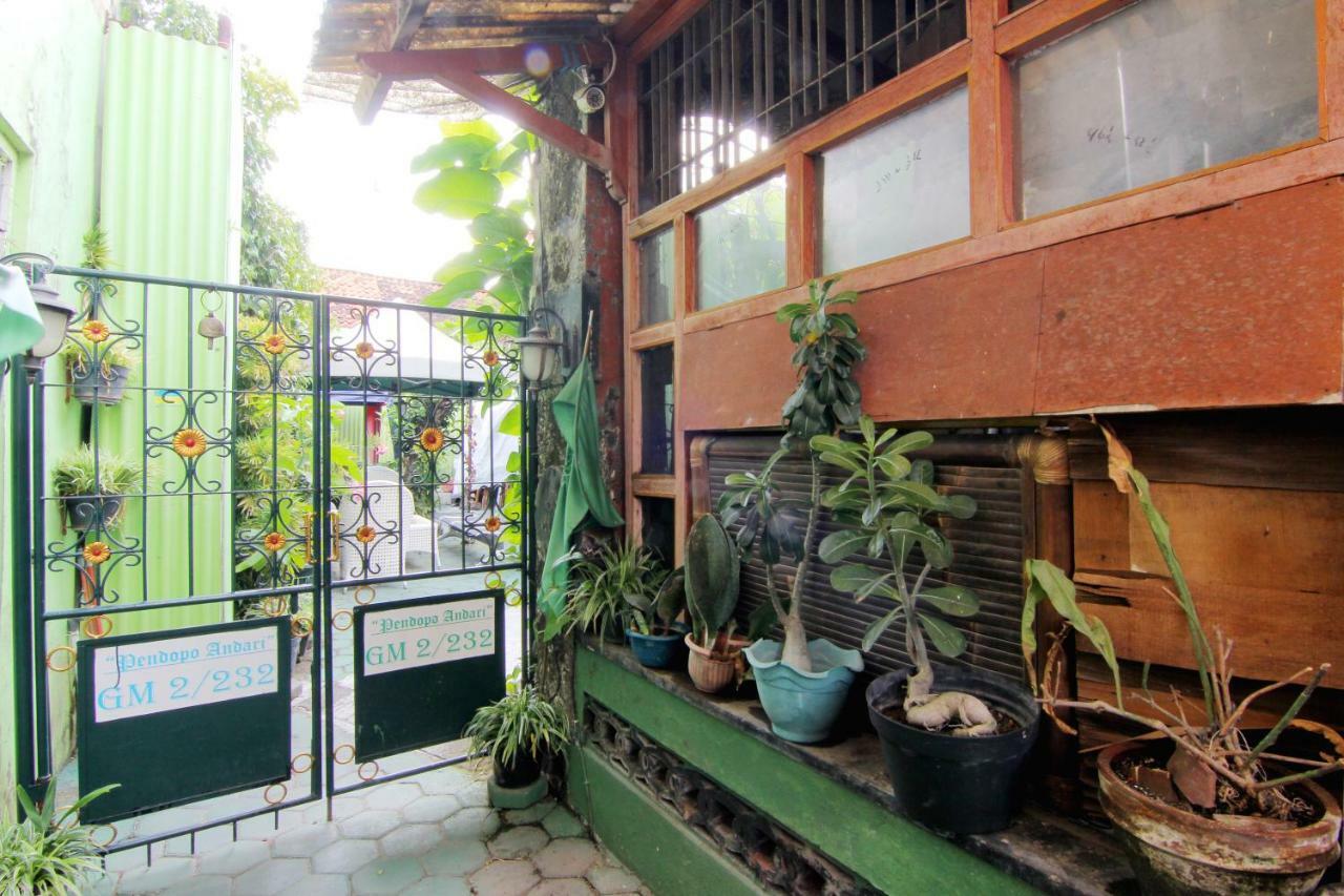 Pendopo Andari Homestay Yogyakarta Esterno foto