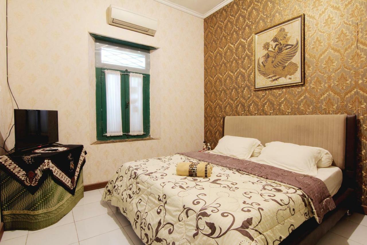 Pendopo Andari Homestay Yogyakarta Esterno foto