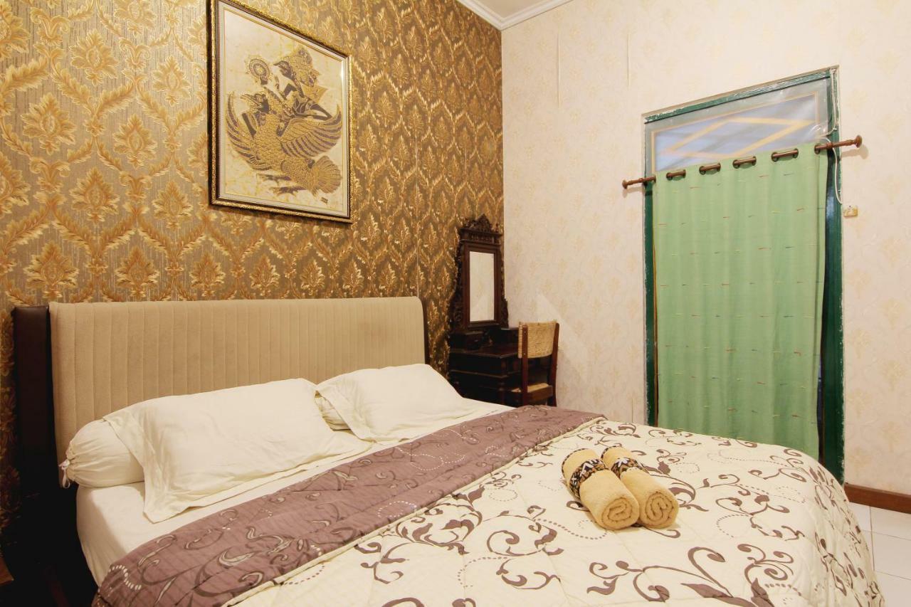 Pendopo Andari Homestay Yogyakarta Esterno foto